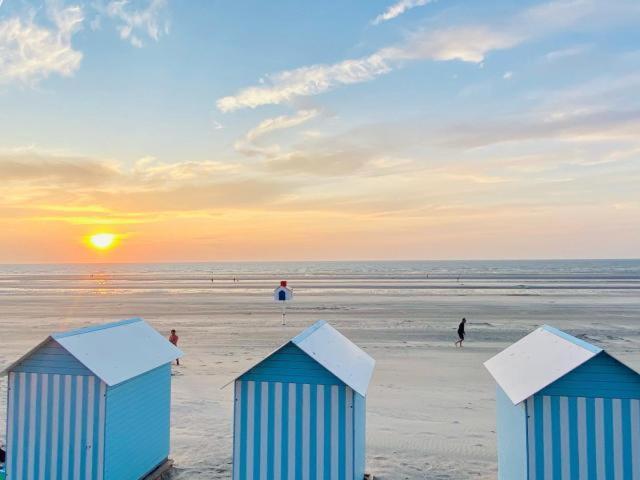 Grande Chambre Dans Loft A Deux Pas De La Plage Dunkirk Kültér fotó